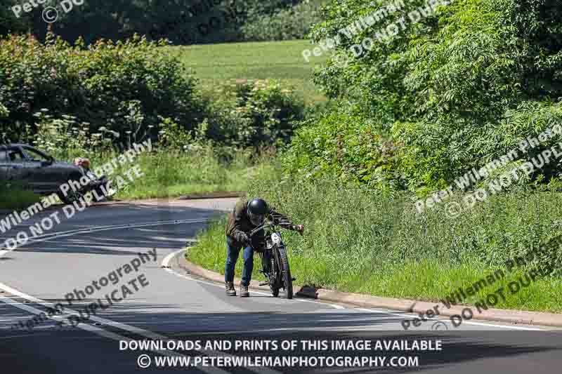 Vintage motorcycle club;eventdigitalimages;no limits trackdays;peter wileman photography;vintage motocycles;vmcc banbury run photographs